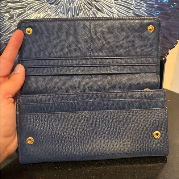 Prada (in box) Long Blue Snap Wallet - Picture 4 of 6